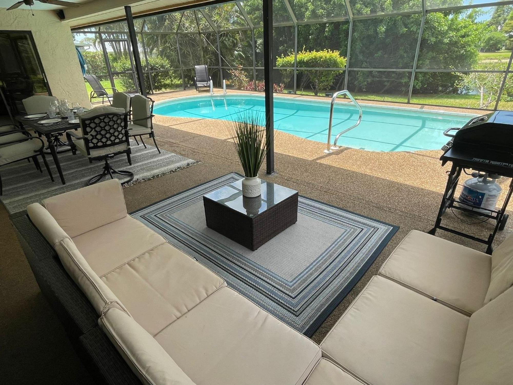 Pool Home With A New Sparkling Pool, Close To Beach, Lovely Lake View Нейплс Экстерьер фото